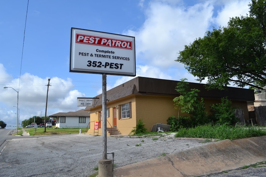 Pest Patrol | 1007 N Main St, Taylor, TX 76574, USA | Phone: (512) 352-7378