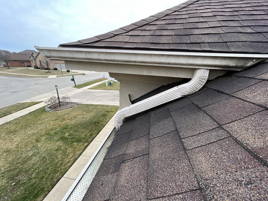 WIW Roofing | 4120 W Franklin St Suite 100, Bellbrook, OH 45305, USA | Phone: (937) 729-3873