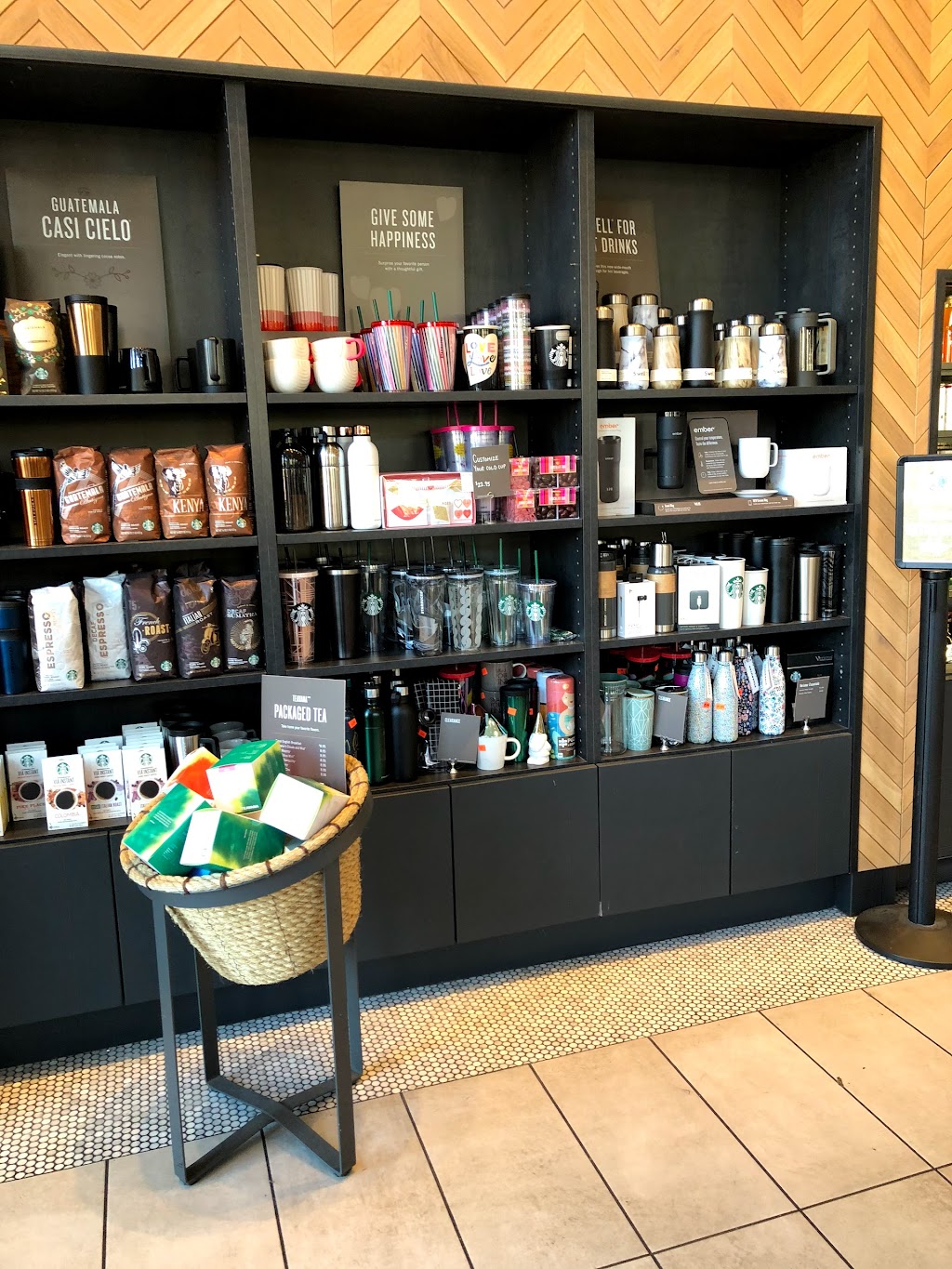 Starbucks | 137 Newport Center Dr, Newport Beach, CA 92660, USA | Phone: (949) 718-9042