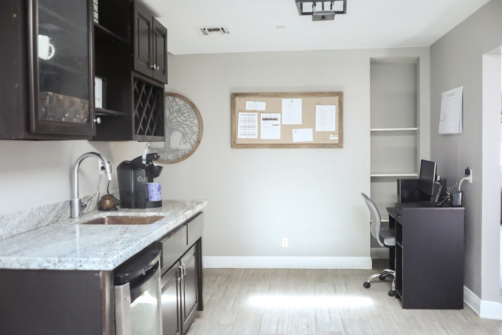 New Method Healing Center | 2117 W Turney Ave, Phoenix, AZ 85015, USA | Phone: (602) 603-9640