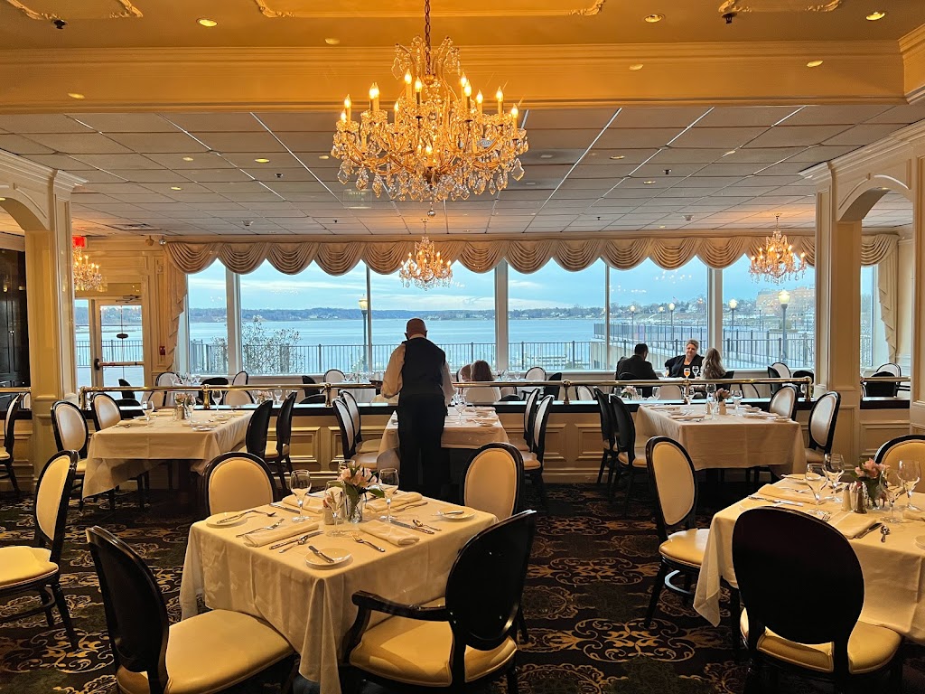 The Dining Room at the Molly Pitcher Inn | 88 Riverside Ave, Red Bank, NJ 07701, USA | Phone: (732) 747-2500