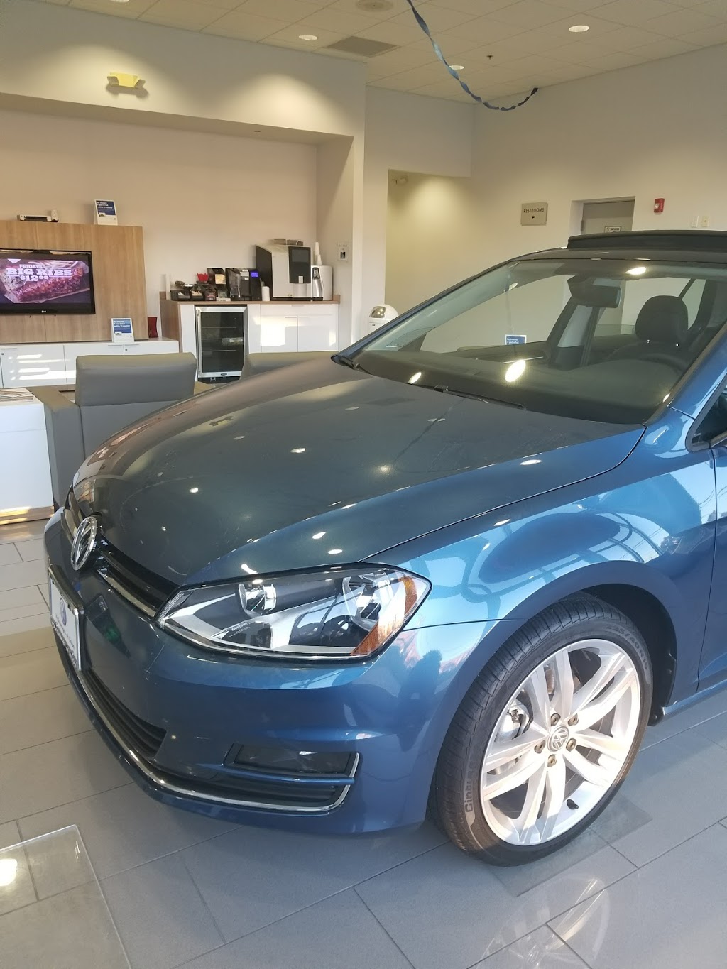 Volkswagen of Union Service Center | 1180 Springfield Rd, Union, NJ 07083, USA | Phone: (908) 687-9000