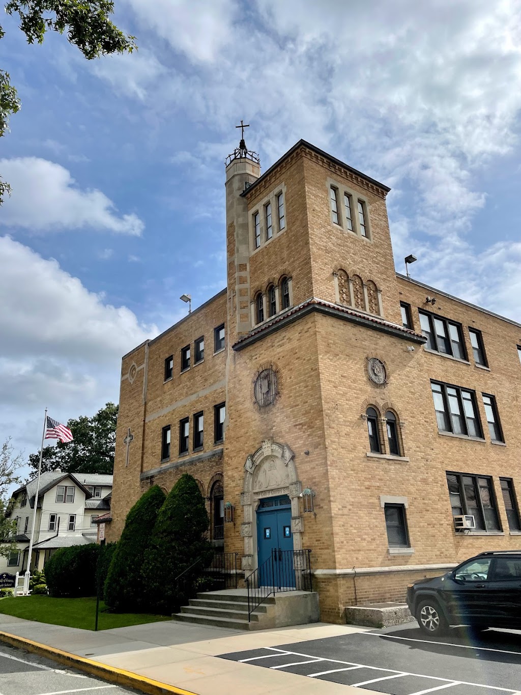 Our Lady of Lourdes Church | 65 Wright Ave, Malverne, NY 11565, USA | Phone: (516) 599-1269