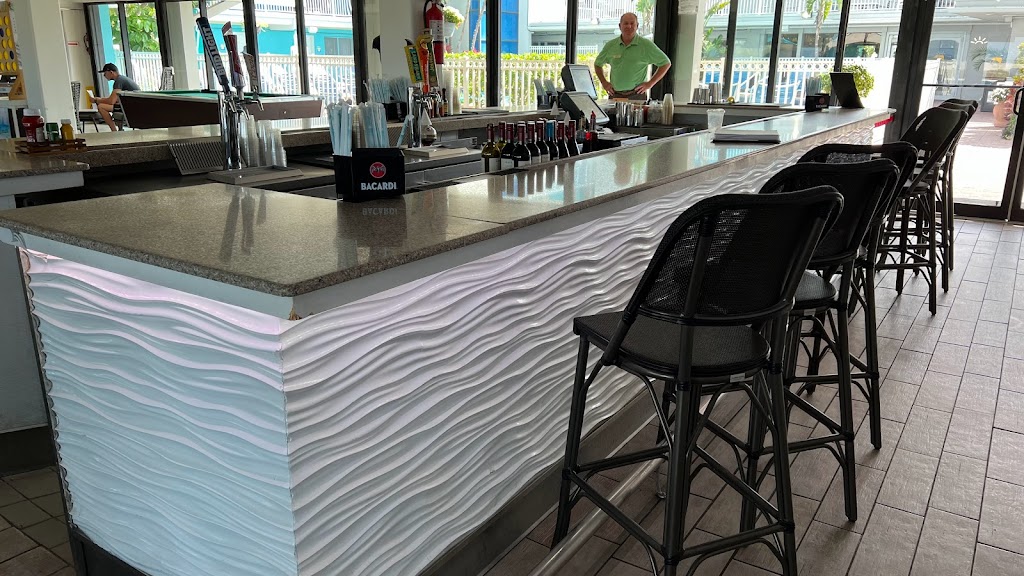 WAVES Beach Front Cafe | 10650 Gulf Blvd, Treasure Island, FL 33706, USA | Phone: (727) 360-5531