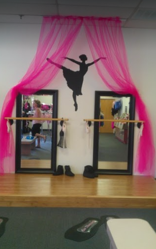 Kellys Dance Boutique | 613 Hope Rd, Eatontown, NJ 07724, USA | Phone: (732) 389-9494