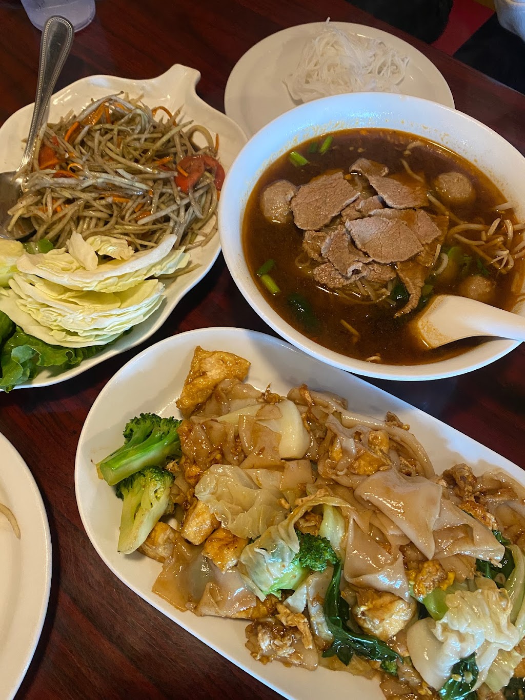 House Of Thai Rice & Noodle | 5738 Watt Ave #4752, North Highlands, CA 95660 | Phone: (916) 333-2591