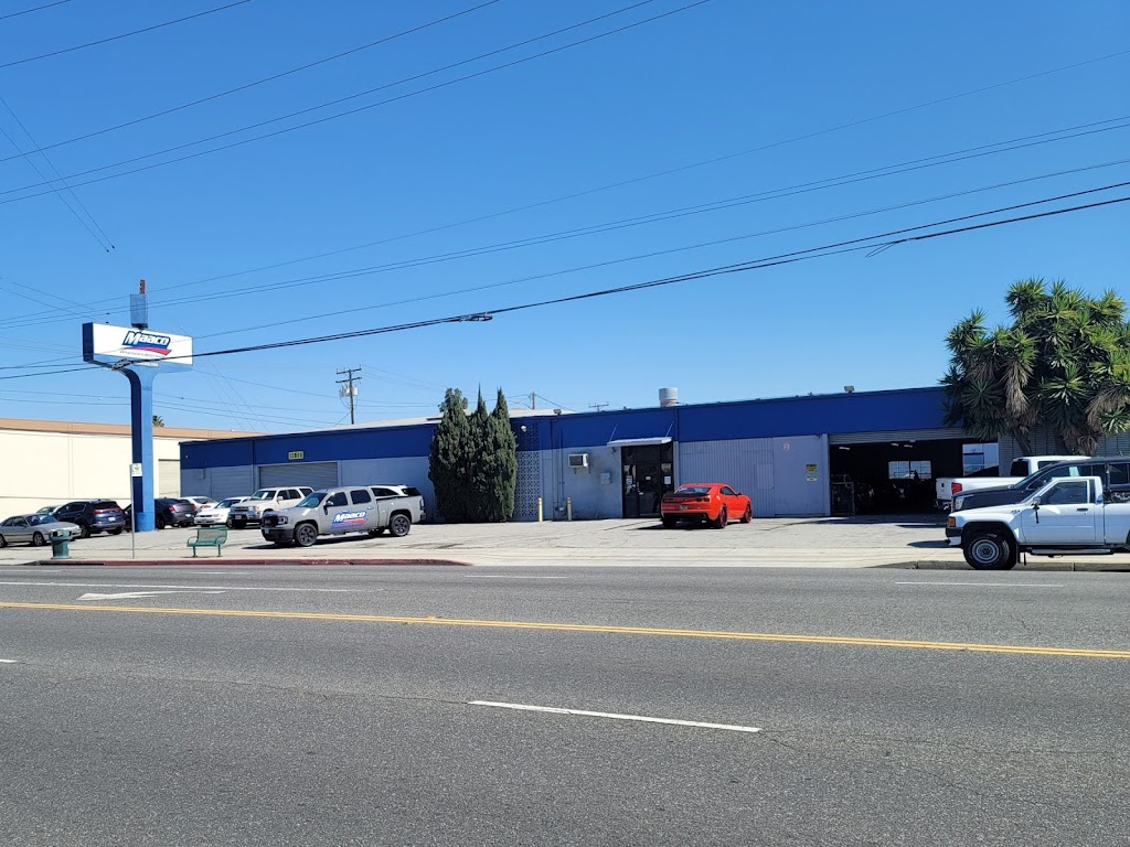 Maaco Auto Body Shop & Painting | 13900 S Western Ave, Gardena, CA 90249, USA | Phone: (424) 233-0662