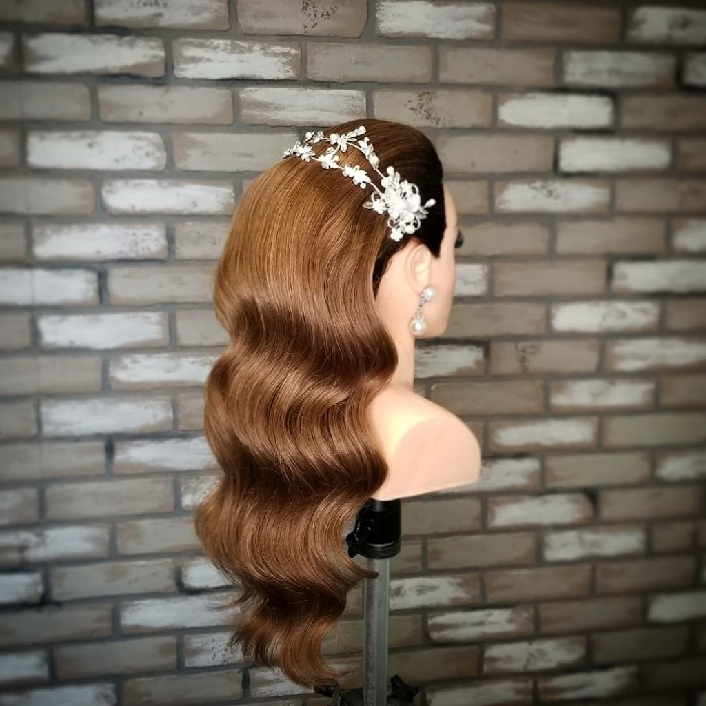 Heed Hair Designs | 3860 Tyler St UNIT 17, Riverside, CA 92503, USA | Phone: (951) 405-9083