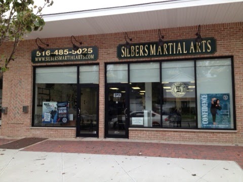 Silbers MMA & Fitness | 444 Dogwood Ave, Franklin Square, NY 11010, USA | Phone: (516) 485-5025