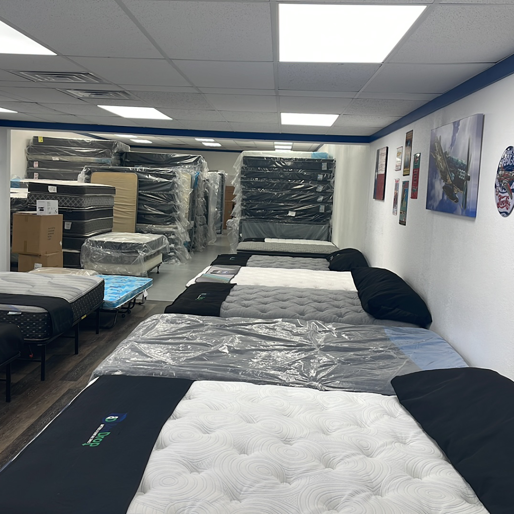 Box Drop Mattress of Lake Worth | 3519 NW, Jim Wright Fwy, Fort Worth, TX 76106, USA | Phone: (817) 629-7116