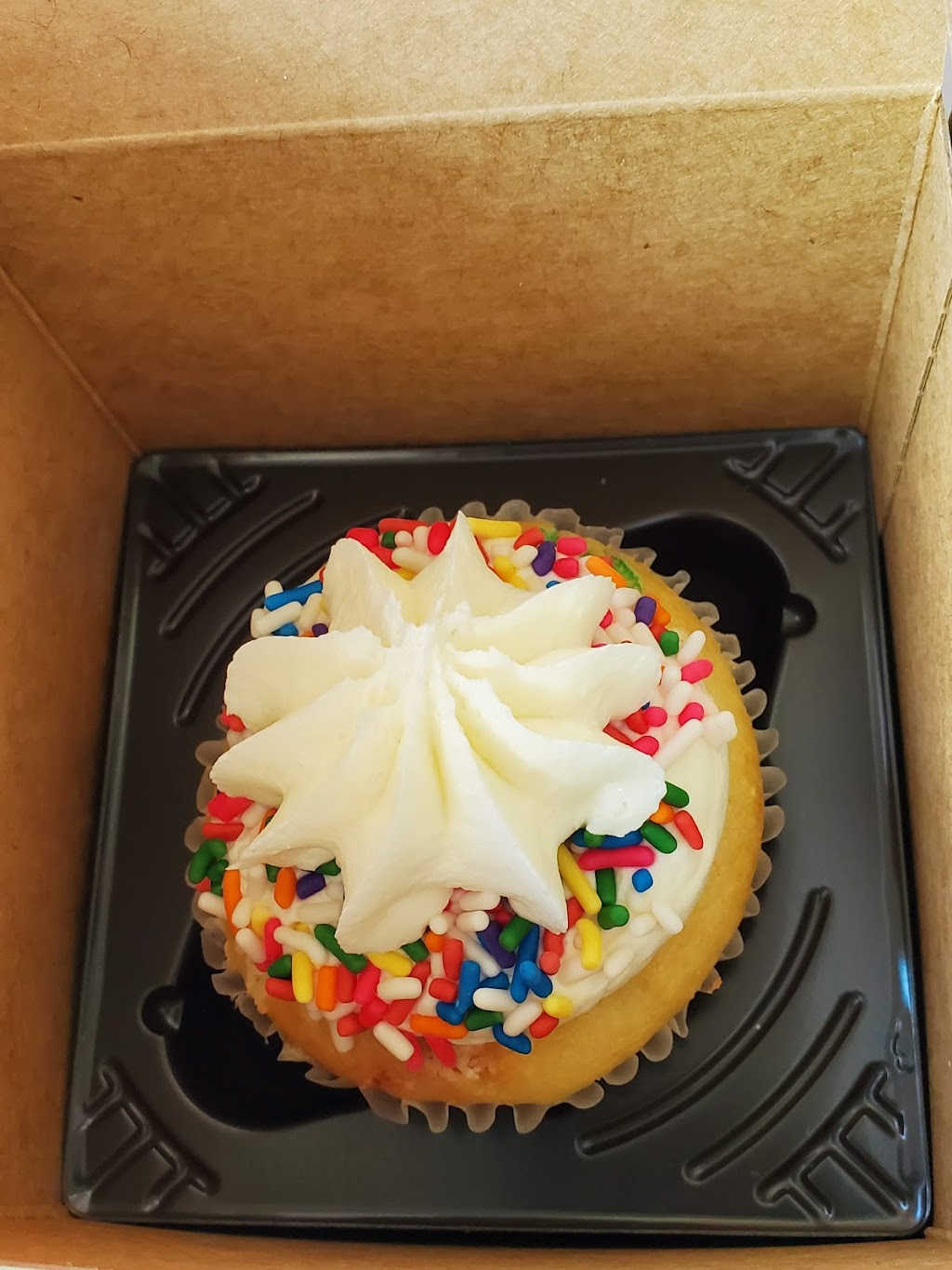 Gigis Cupcakes | 8521 Brier Creek Pkwy #105, Raleigh, NC 27617, USA | Phone: (919) 251-8336