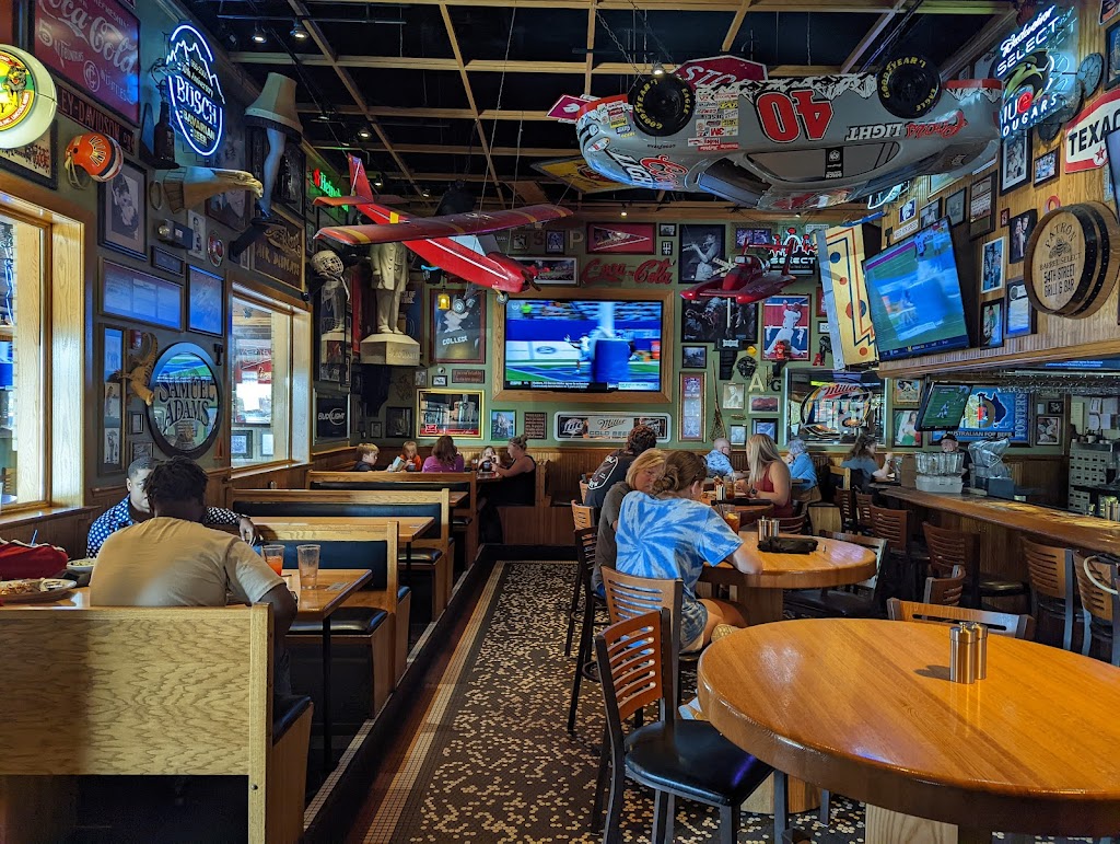 54th Street Scratch Grill & Bar | 6660 Edwardsville Crossing Dr, Glen Carbon, IL 62034, USA | Phone: (618) 656-5455