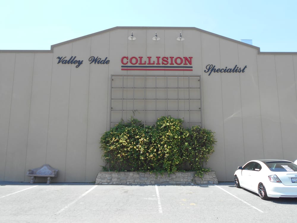 Valley Wide Collision Specialist | 393 W Esplanade Ave, Hemet, CA 92543, USA | Phone: (951) 487-7092