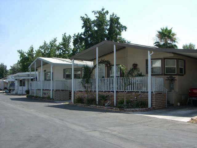 Mirage Estates Manufactured Housing Community | 220 S Elk St, Hemet, CA 92543, USA | Phone: (951) 692-4292