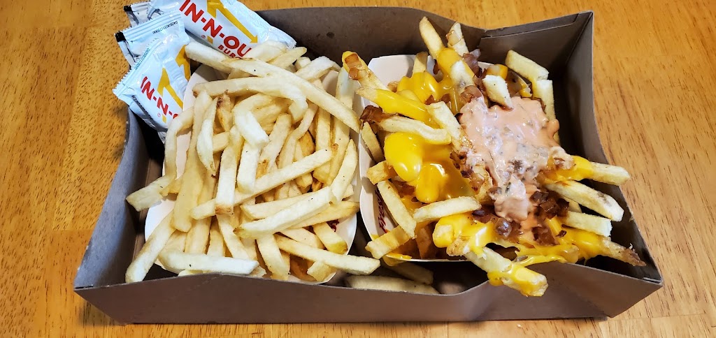 In-N-Out Burger | 1260 W Valley Pkwy, Escondido, CA 92029, USA | Phone: (800) 786-1000