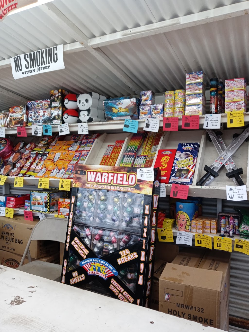 Mr. W. Fireworks | 1120 1/2 Farm-To-Market Rd 78, Cibolo, TX 78108, USA | Phone: (210) 622-3112