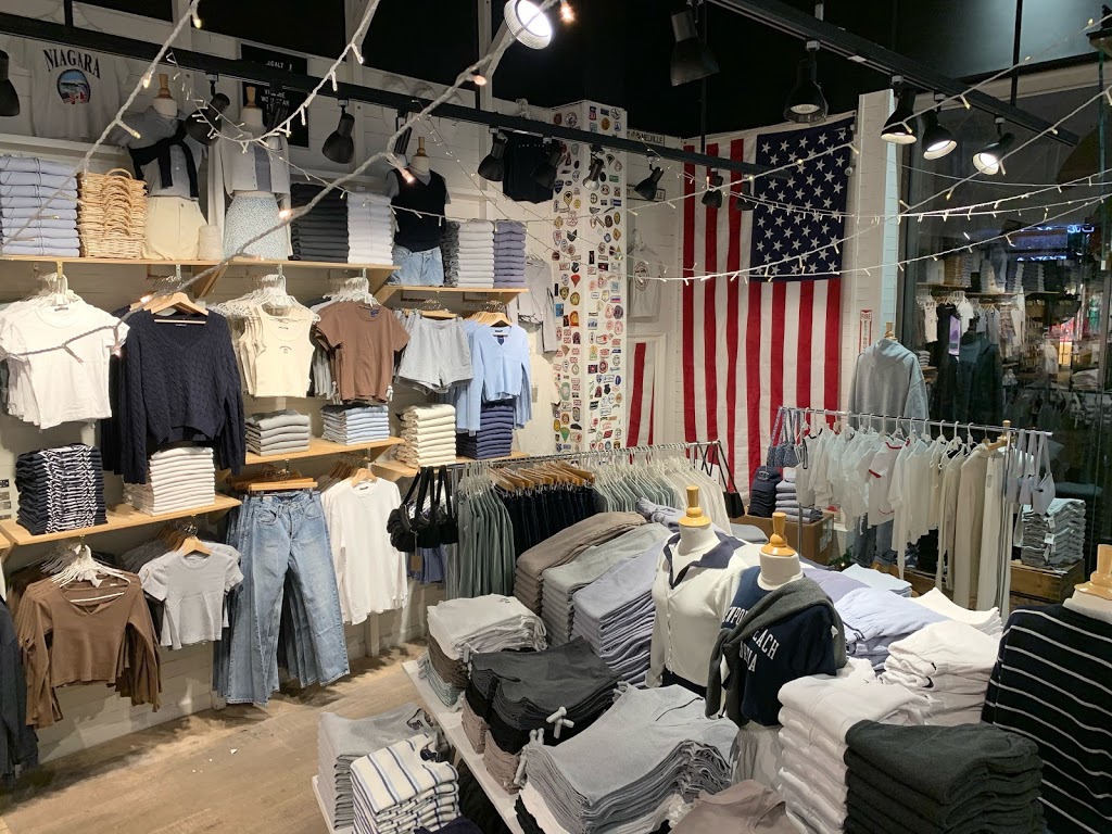 Brandy Melville - Newport Beach | 1075 Newport Center Dr Suite 1075, Newport Beach, CA 92660, USA | Phone: (949) 640-0488