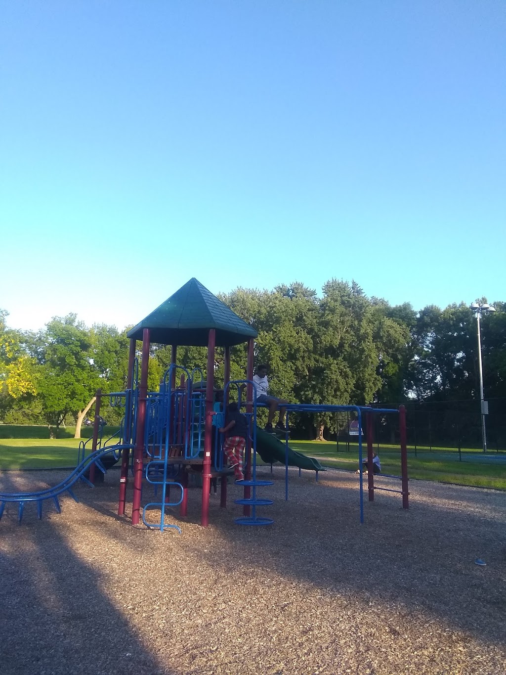 Rosebrook Park | Roseville, MN 55113, USA | Phone: (651) 792-7006