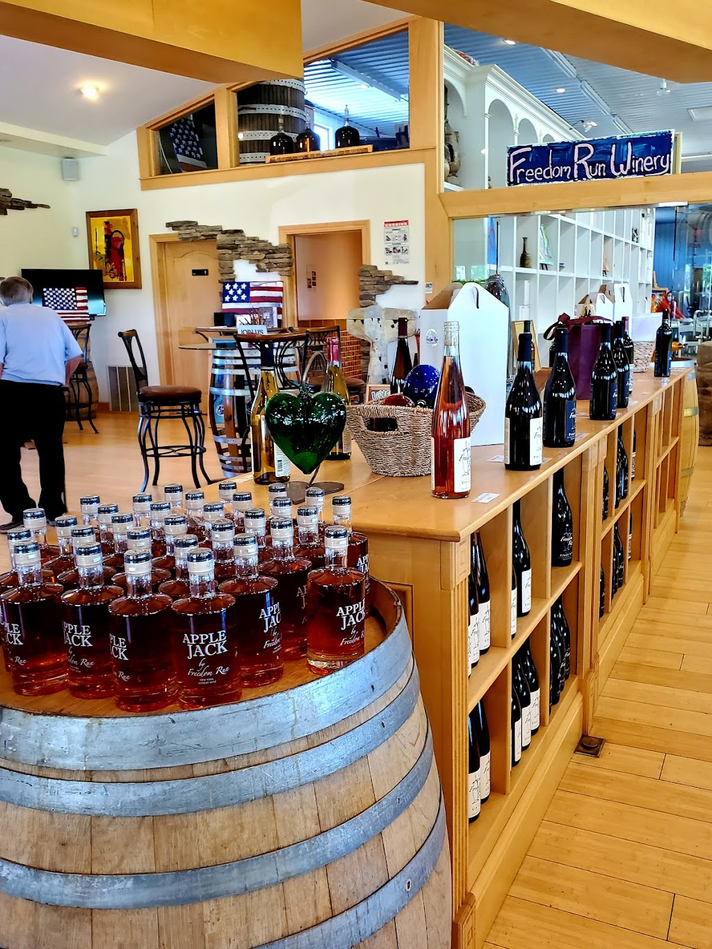 Freedom Run Winery | 5138 Lower Mountain Rd, Lockport, NY 14094, USA | Phone: (716) 433-4136