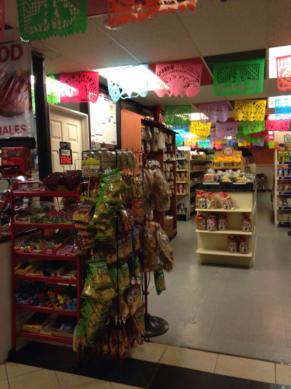 International Mexican Grocery & Deli | 2112 NJ Rt 35 South, Oakhurst, NJ 07755, USA | Phone: (732) 686-9042