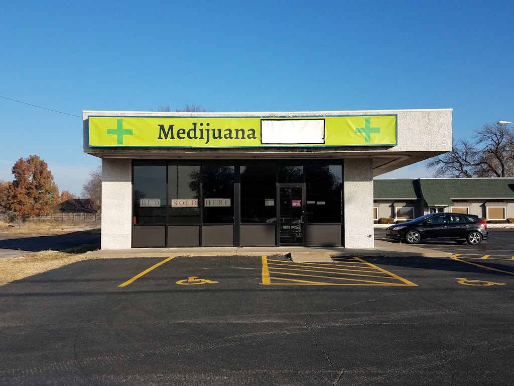 Medijuana | 9757 E 31st St, Tulsa, OK 74146, USA | Phone: (918) 695-0231