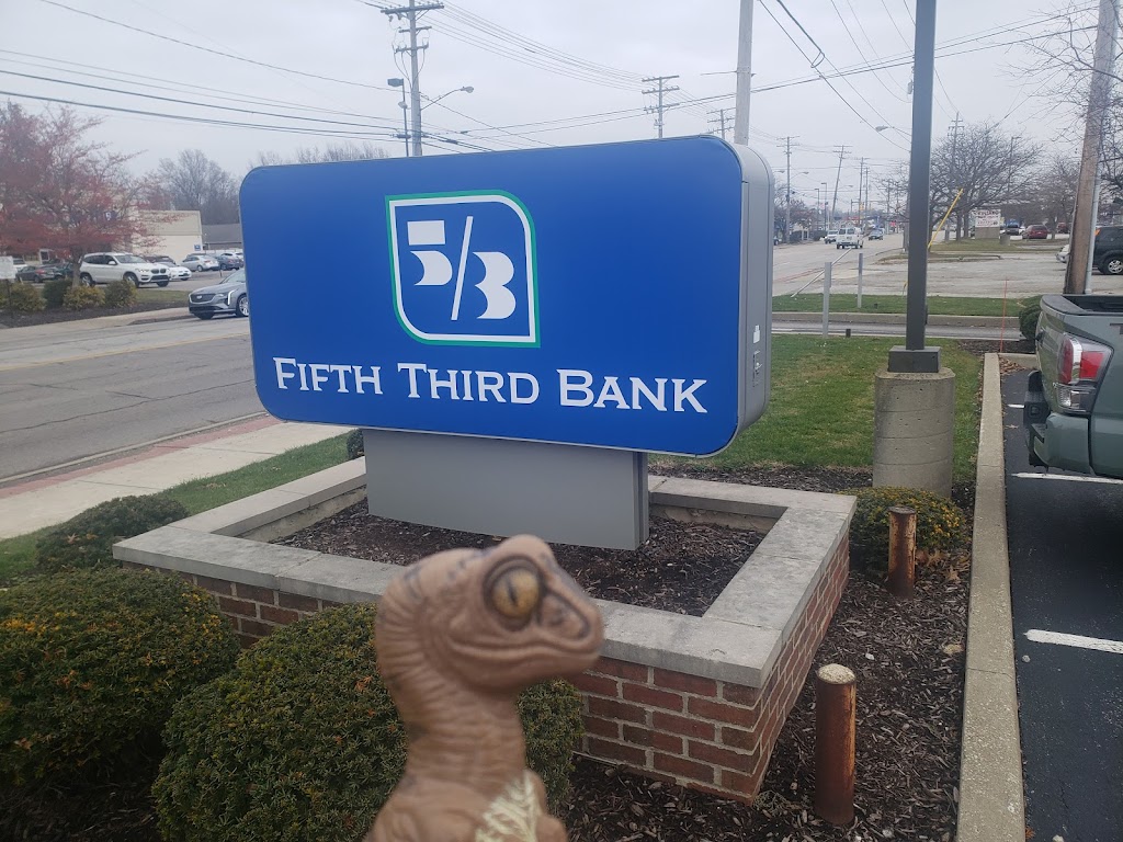 Fifth Third Bank & ATM | 33464 Vine St, Eastlake, OH 44095, USA | Phone: (440) 951-7676