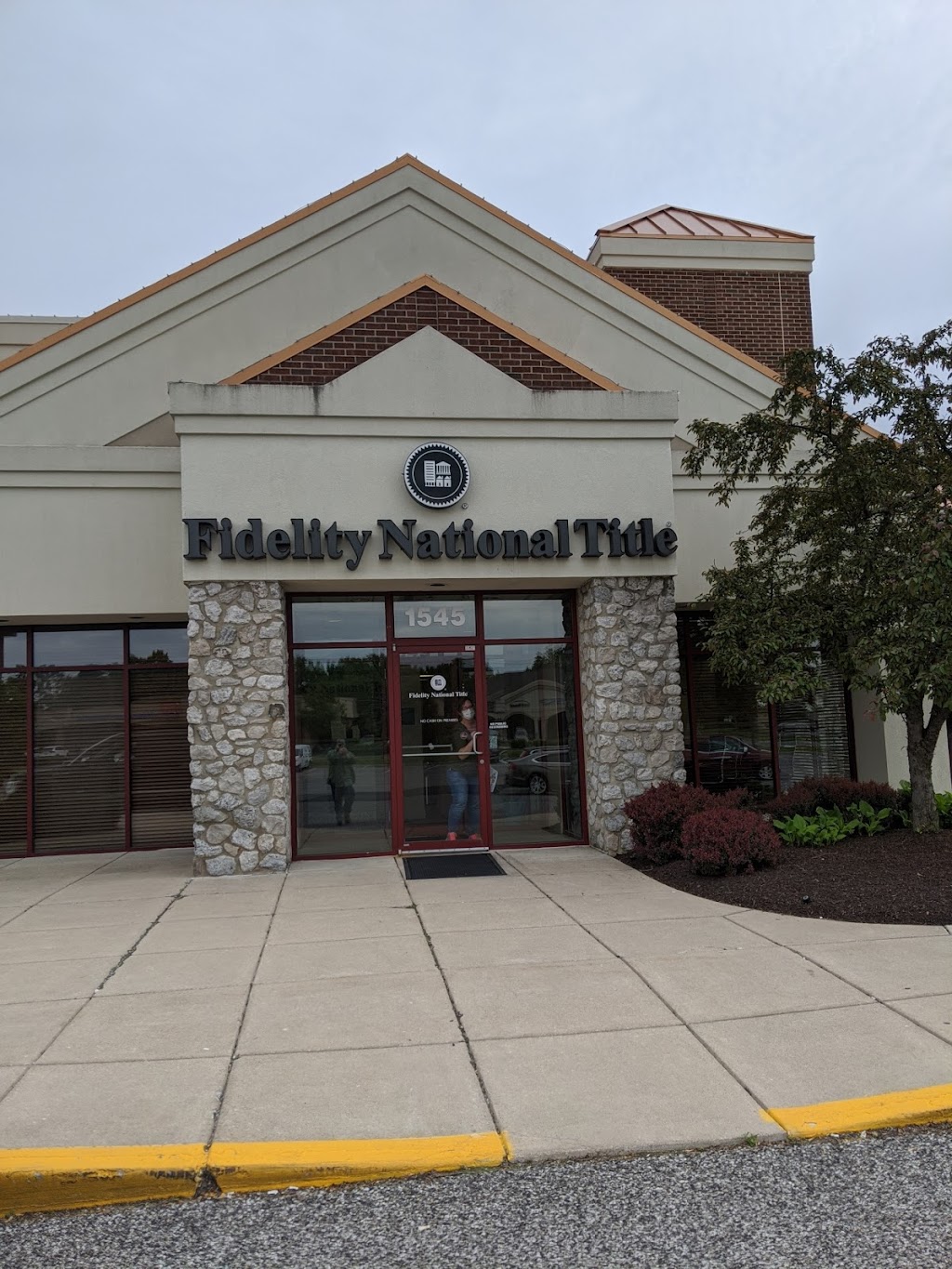 Fidelity National Title | 1545 W Dupont Rd, Fort Wayne, IN 46825, USA | Phone: (260) 489-7242