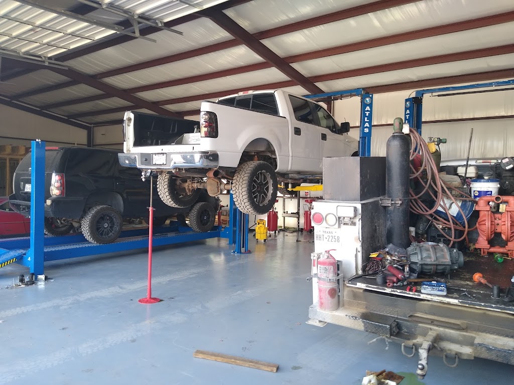 B & T Automotive | 11283 U.S. Hwy 87 W, La Vernia, TX 78121, USA | Phone: (210) 278-8002