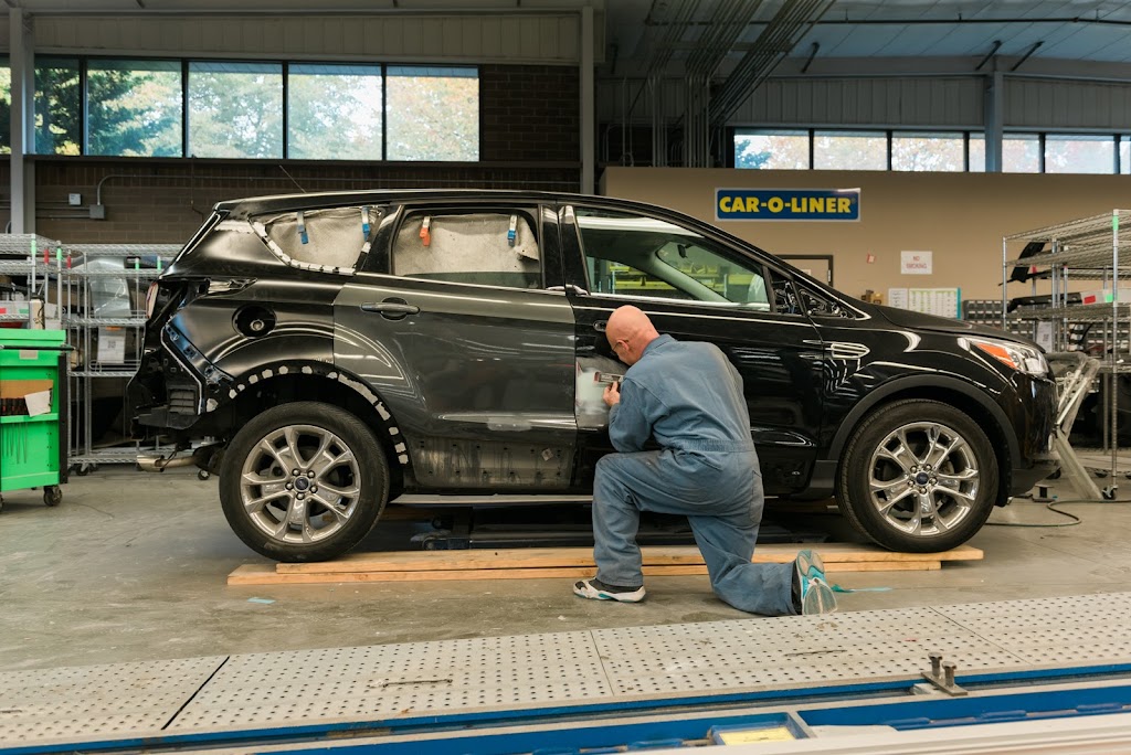 Mackins Salmon Creek Auto Body | 10803 NE Hwy 99, Vancouver, WA 98686, USA | Phone: (360) 573-0313