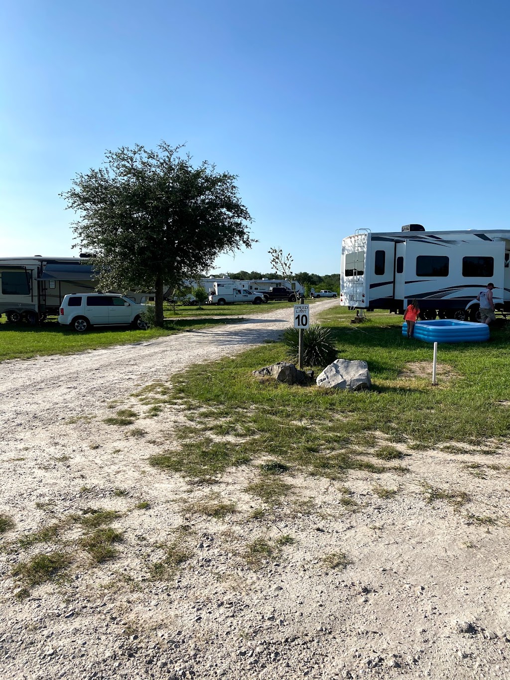 Rock ridge RV Park. | 1647 Charco Rd, Tuleta, TX 78162, USA | Phone: (361) 362-5950