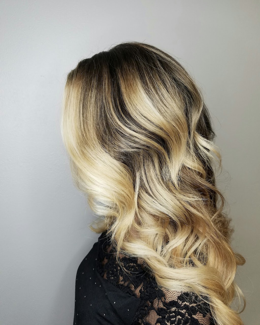 Charm Salon | 14 New Hudson Rd, Aurora, OH 44202, USA | Phone: (330) 562-0144