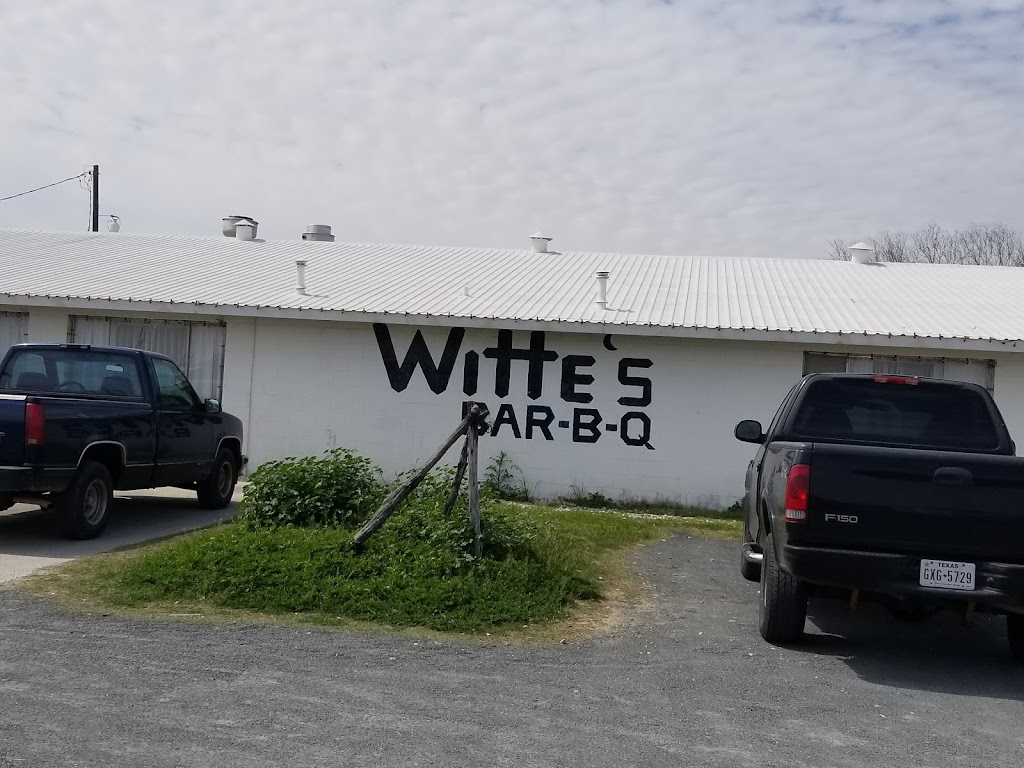 Wittes Bar-B-Que & Catering | 12153 US-87, La Vernia, TX 78121, USA | Phone: (830) 779-5121