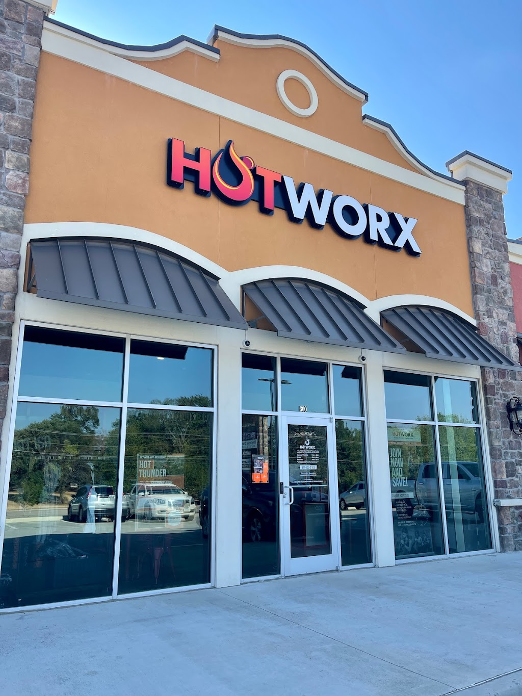 HOTWORX - Euless, TX (N Industrial Blvd.) | 900 N Industrial Blvd, Euless, TX 76039, USA | Phone: (817) 900-2160