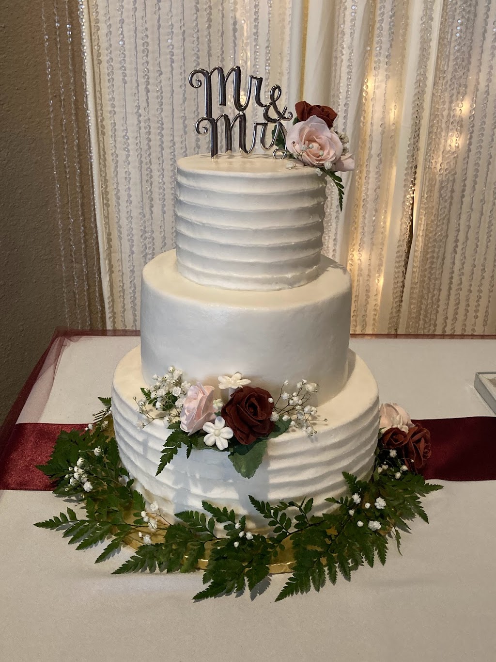 Ann-Maries Cake Studio | 4210 W Maumee St B, Adrian, MI 49221, USA | Phone: (517) 270-1581