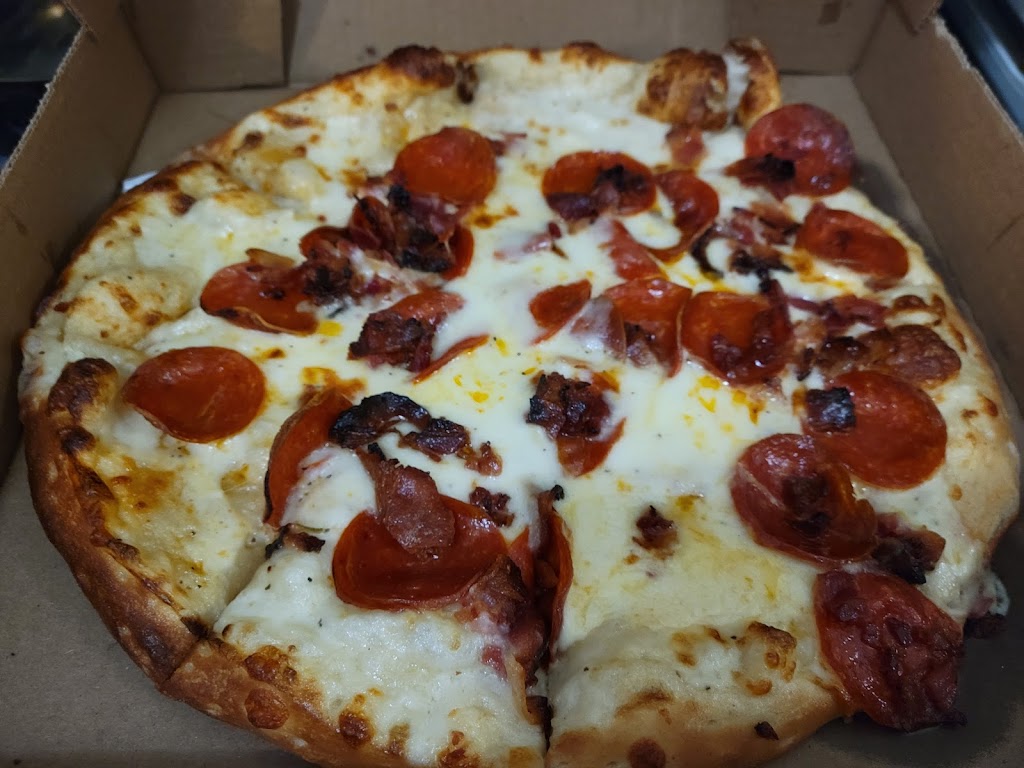 Benitos Pizza | 22267 Goddard Rd, Taylor, MI 48180, USA | Phone: (313) 292-5555