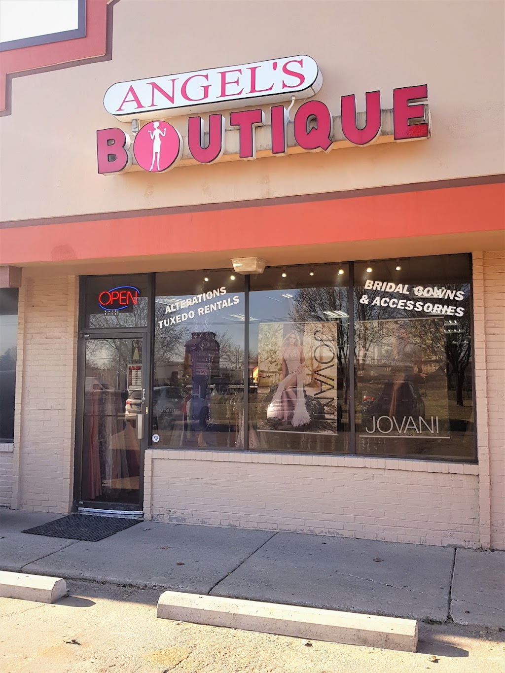 Angels Boutique | 36881 Ryan Rd, Sterling Heights, MI 48310, USA | Phone: (586) 274-4424