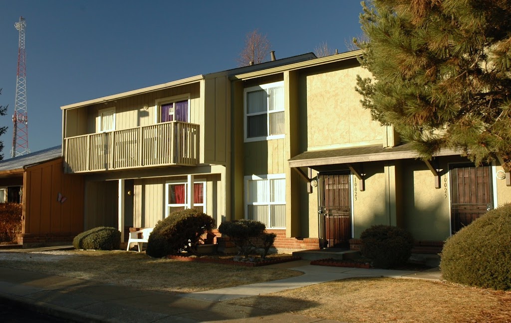 Summersong Townhomes | 10024 E Evans Ave, Denver, CO 80231, USA | Phone: (303) 696-0698