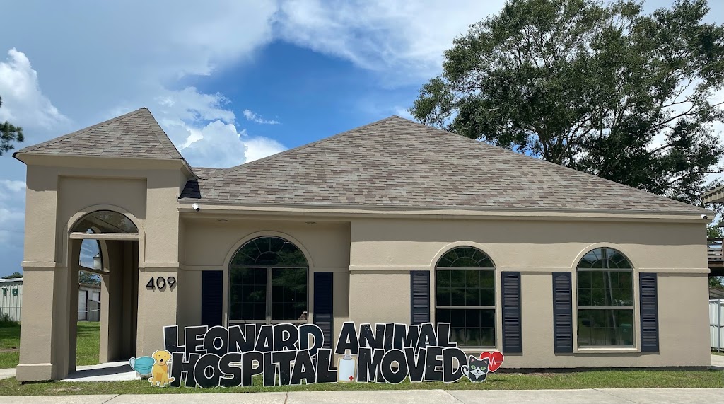 Leonard Animal Hospital | 409 Carroll St, Picayune, MS 39466, USA | Phone: (601) 749-7415