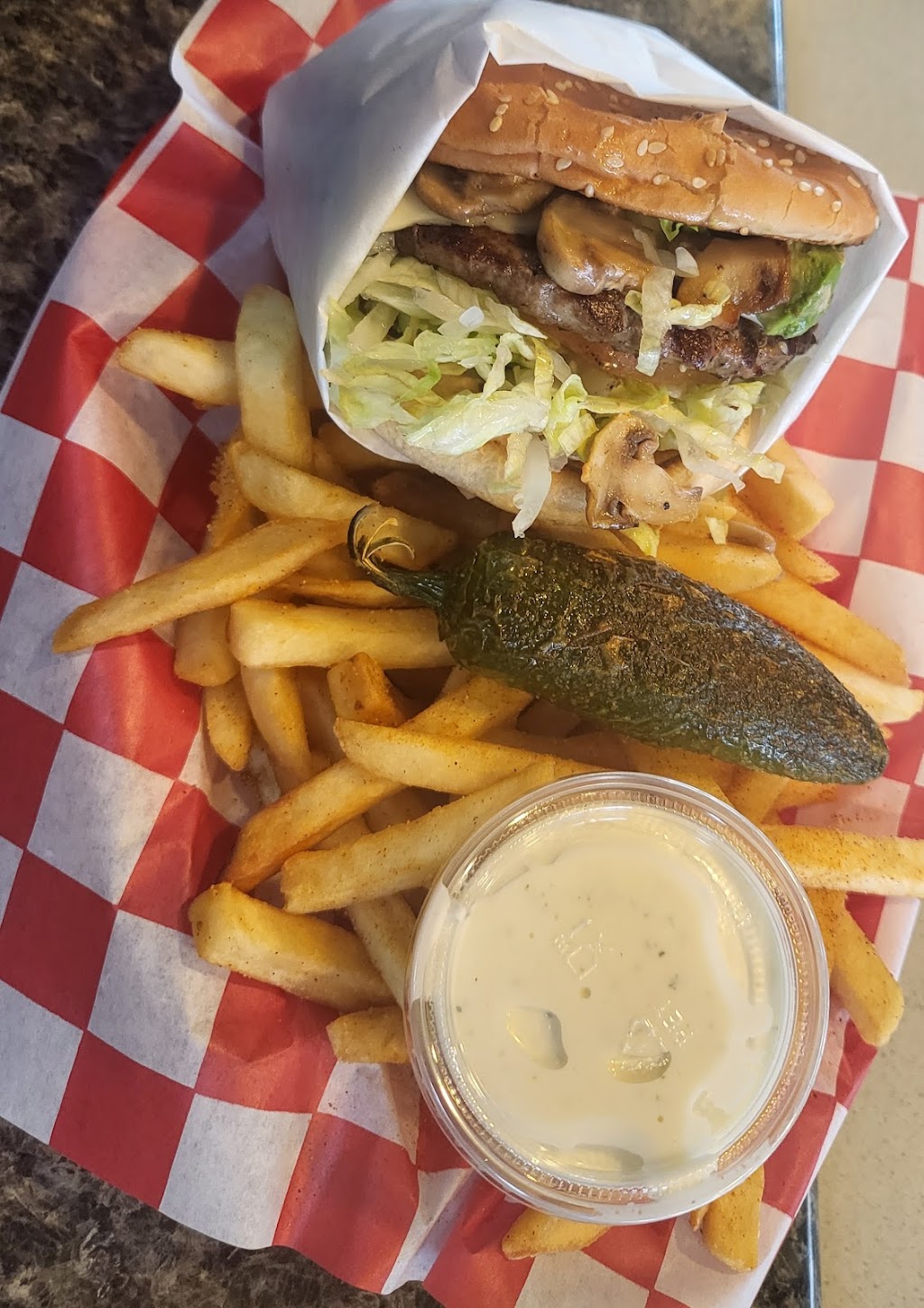 Golden Ox Burger | 405 W Holt Ave, Pomona, CA 91768, USA | Phone: (909) 622-1426