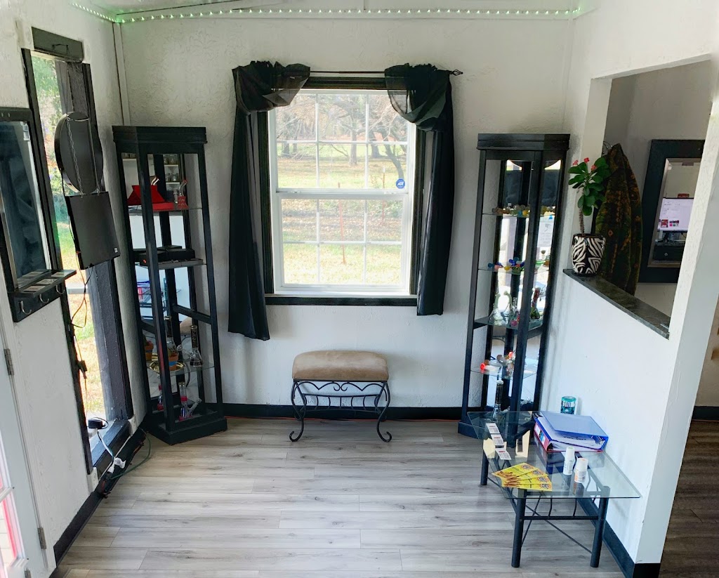 Red Door Marijuana Dispensary | 530 Main St, Adair, OK 74330, USA | Phone: (918) 785-2169