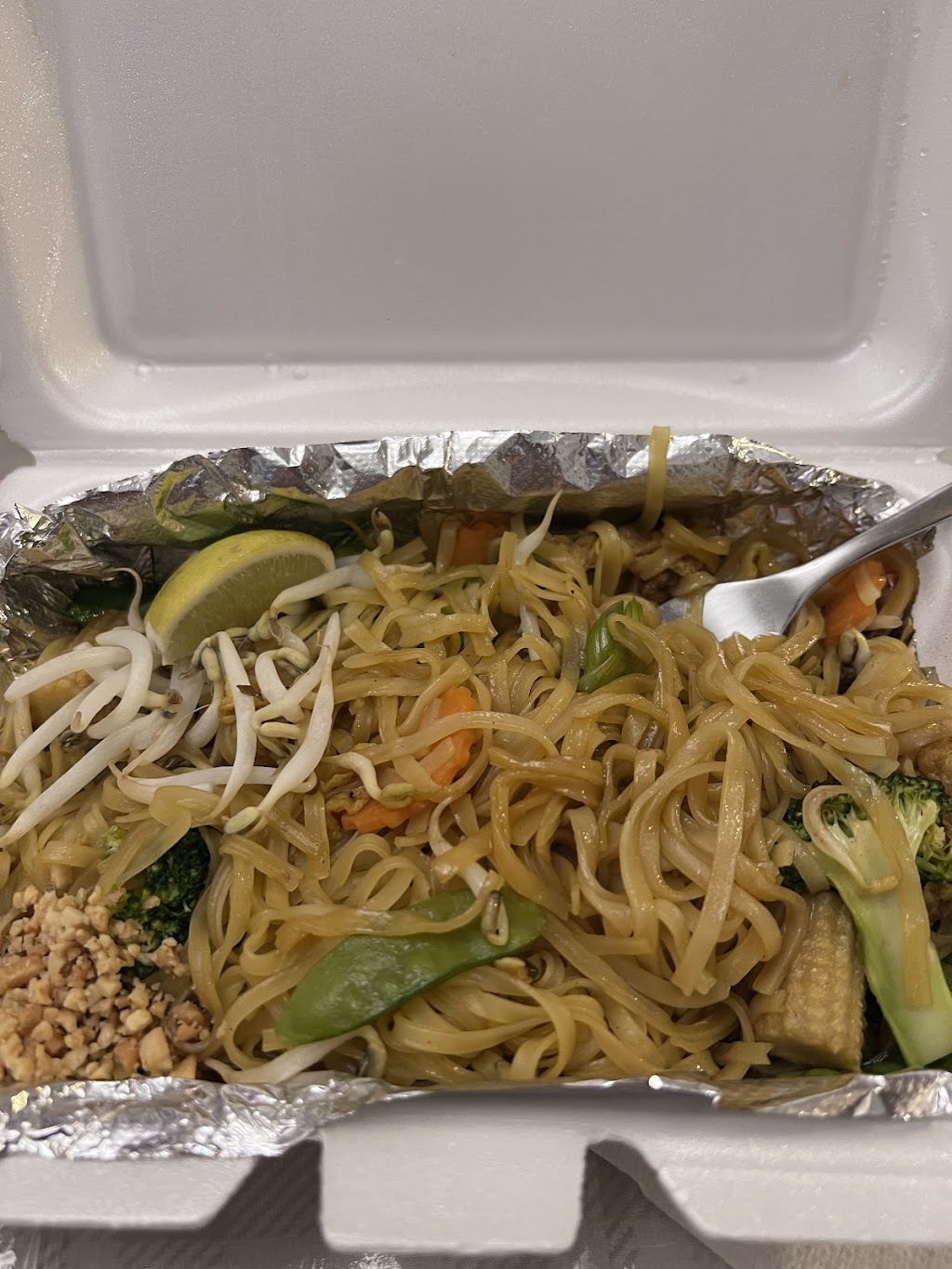 Thai O-Sha | 27822 Warren Rd, Westland, MI 48185, USA | Phone: (734) 743-3425