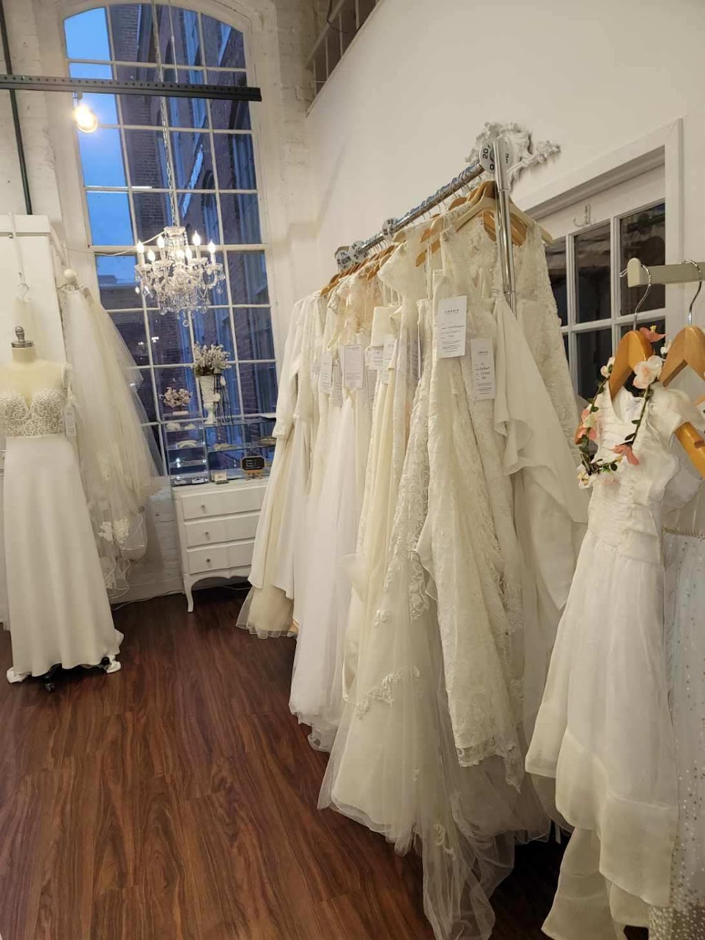 Cherie Sustainable Bridal | 8600 Foundry St, Savage, MD 20763, USA | Phone: (301) 741-7451