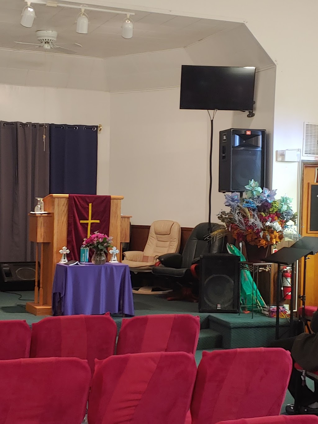 House of Refuge Fellowship Church | 123 NW Elk Ln Rd, Poulsbo, WA 98370, USA | Phone: (360) 698-6846