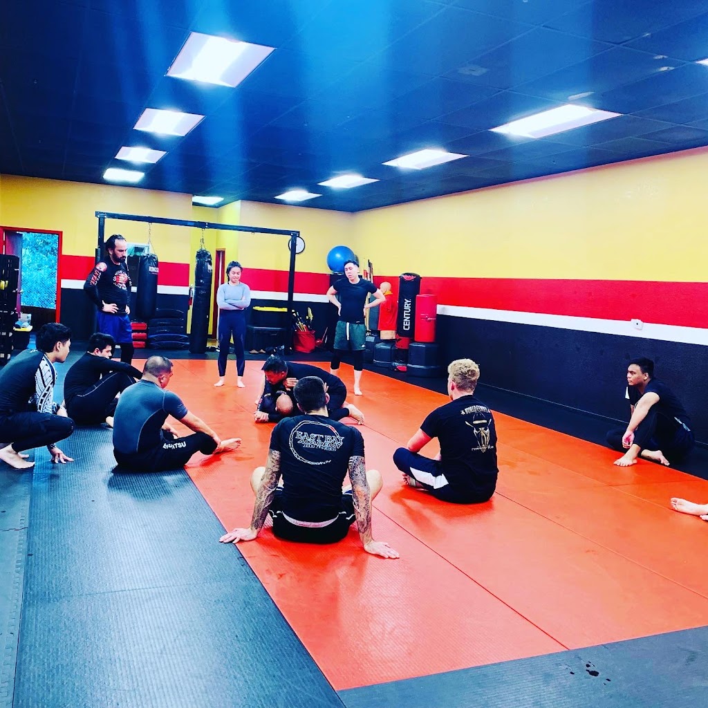 Rooted JiuJitsu | 2002 Columbus Pkwy, Benicia, CA 94510, USA | Phone: (707) 319-3868