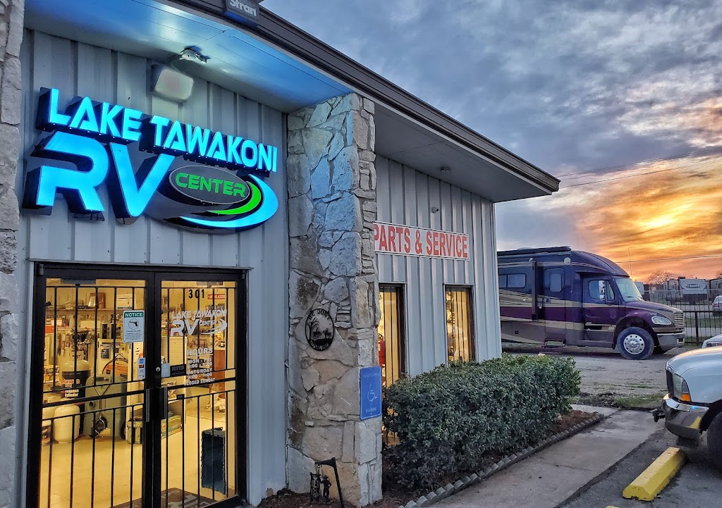 Lake Tawakoni RV Center | 301 E TX-276, West Tawakoni, TX 75474, USA | Phone: (903) 447-2633