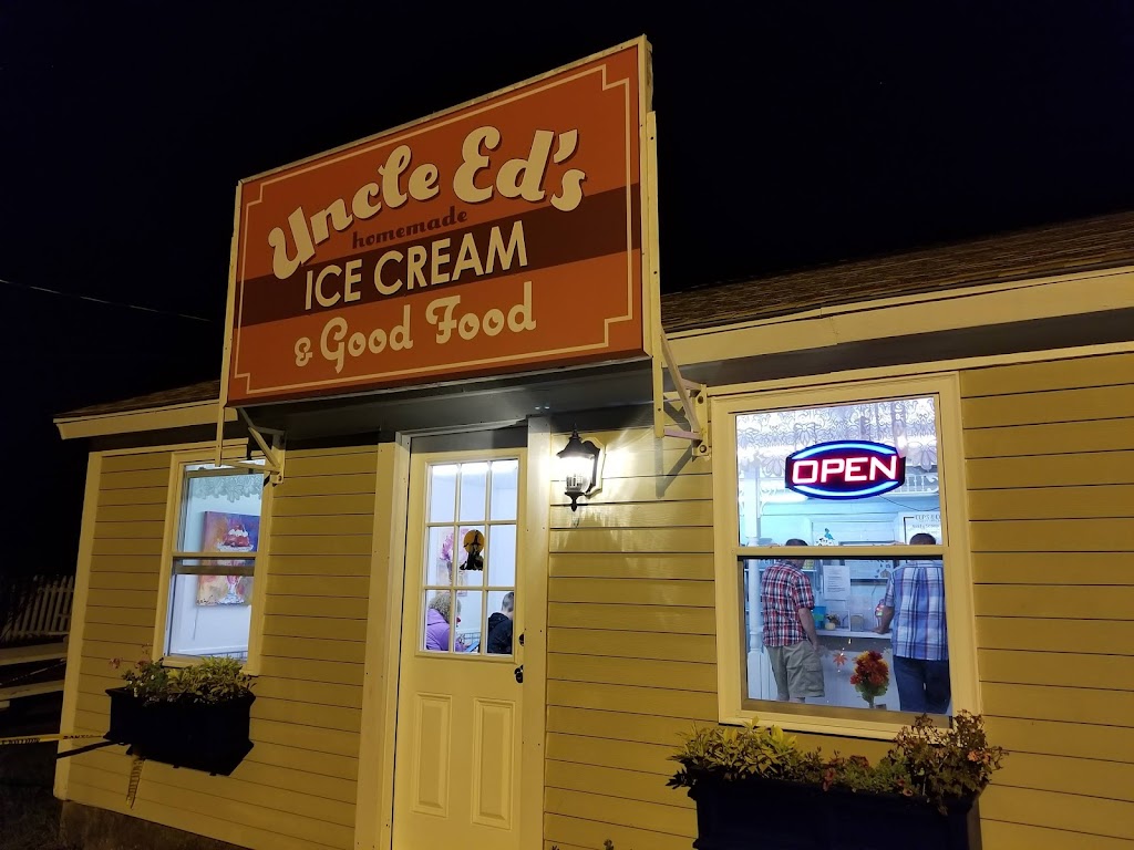 Uncle Eds Front Porch | 116 Winthrop St, Rehoboth, MA 02769, USA | Phone: (508) 252-4444