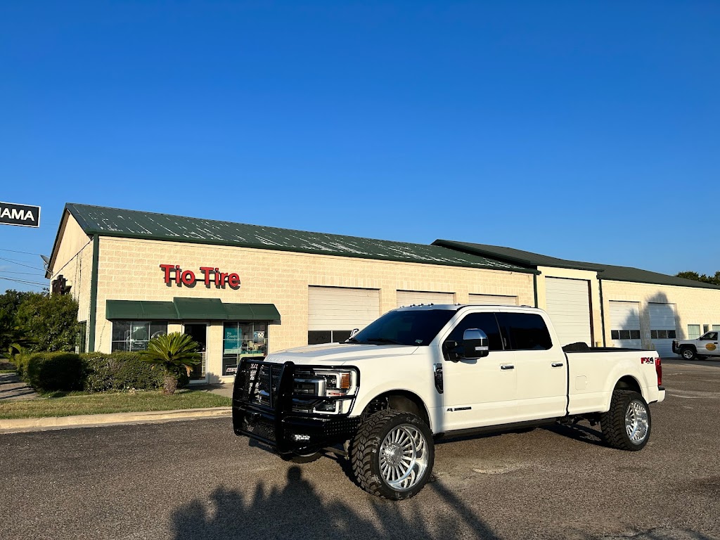 Tio Tire | 708 E Houston St, Beeville, TX 78102, USA | Phone: (361) 358-8787