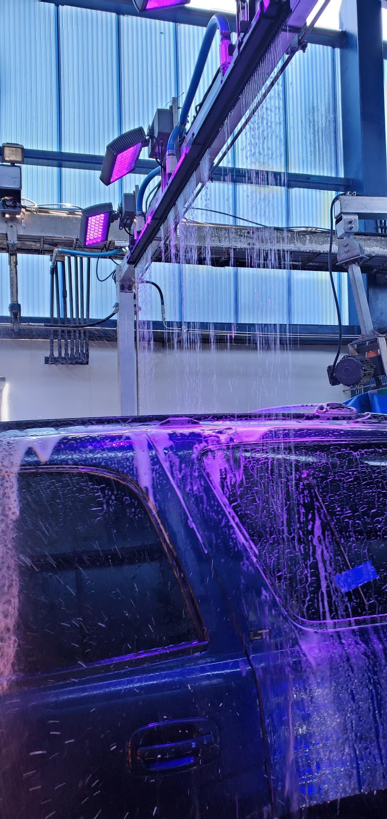 WaterWorks Express Wash | 12616 Imperial Hwy, Norwalk, CA 90650, USA | Phone: (562) 741-3656