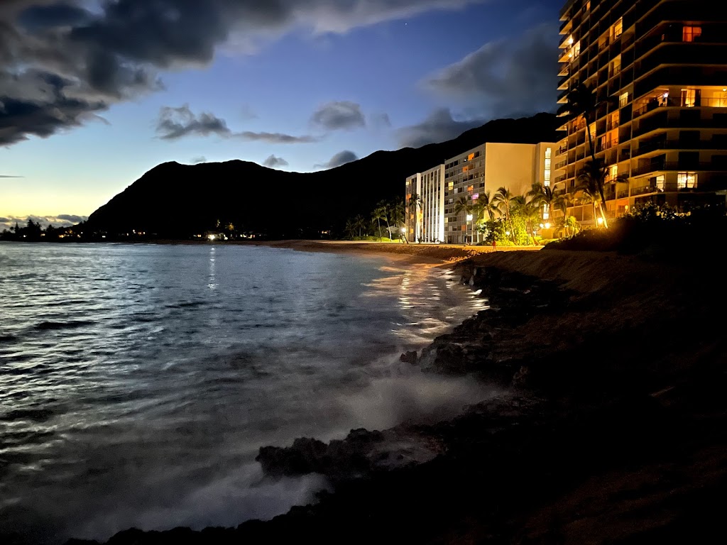 Makaha Beach Cabanas | 84-965 Farrington Hwy, Waianae, HI 96792, USA | Phone: (808) 215-6886