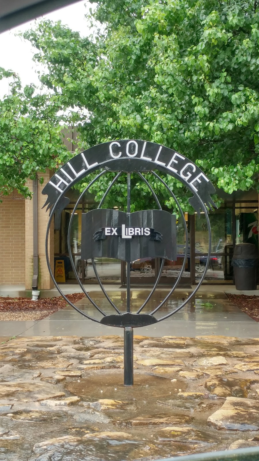 Hill College Bookstore - Hillsboro Campus | 112 Lamar Dr, Hillsboro, TX 76645, USA | Phone: (254) 659-7600